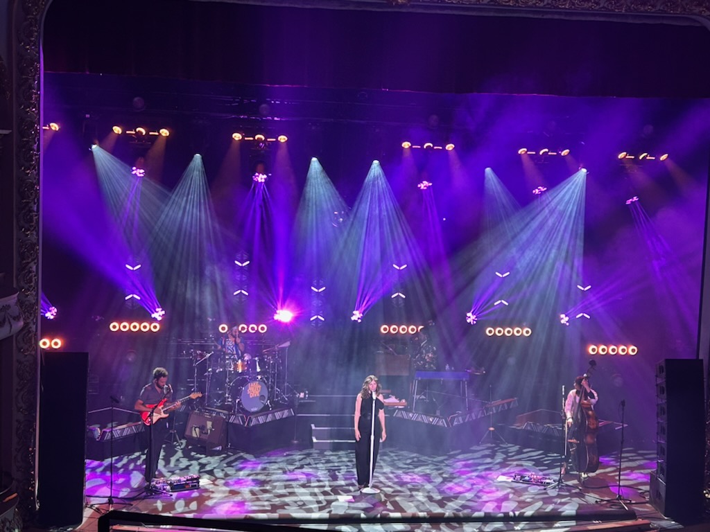 LakeStreetDive2026-04-07TheMusicHallPortsmouthNH (1).jpg